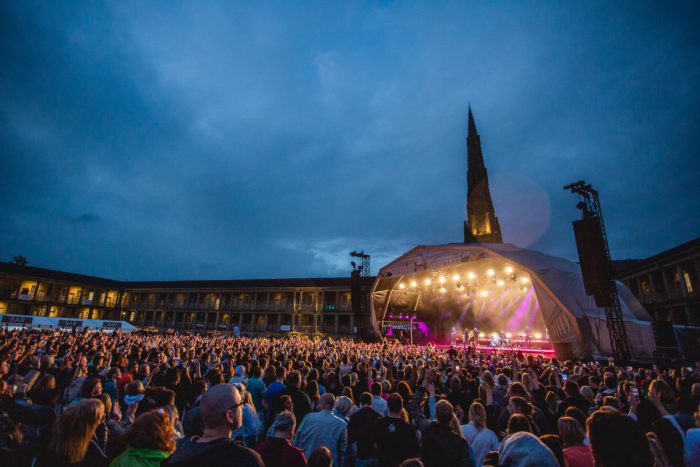 The Charlatans and Johnny Marr Co-Headline Show at The Piece Hall