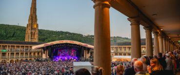 Simple Minds & Texas to headline TK Maxx presents Live at The Piece Hall 2025